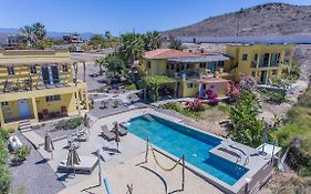 Casa Flores Casitas